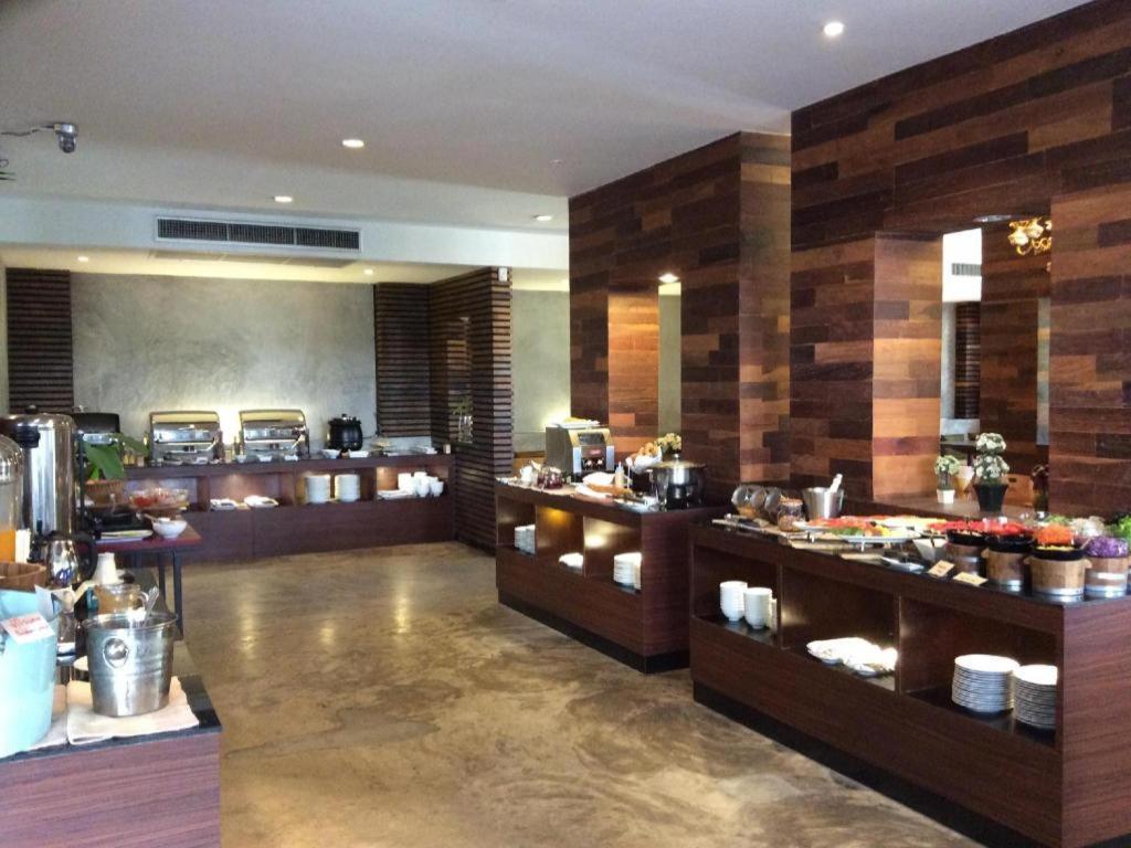 克利姆酒店 武里南 外观 照片
